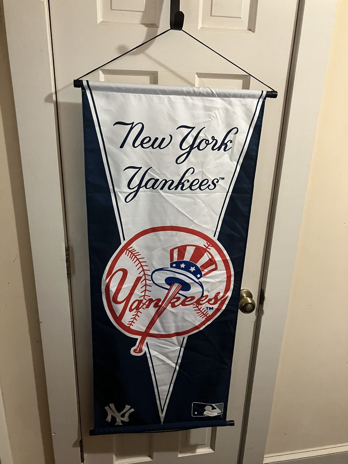 New York Yankee’s cloth pendant
