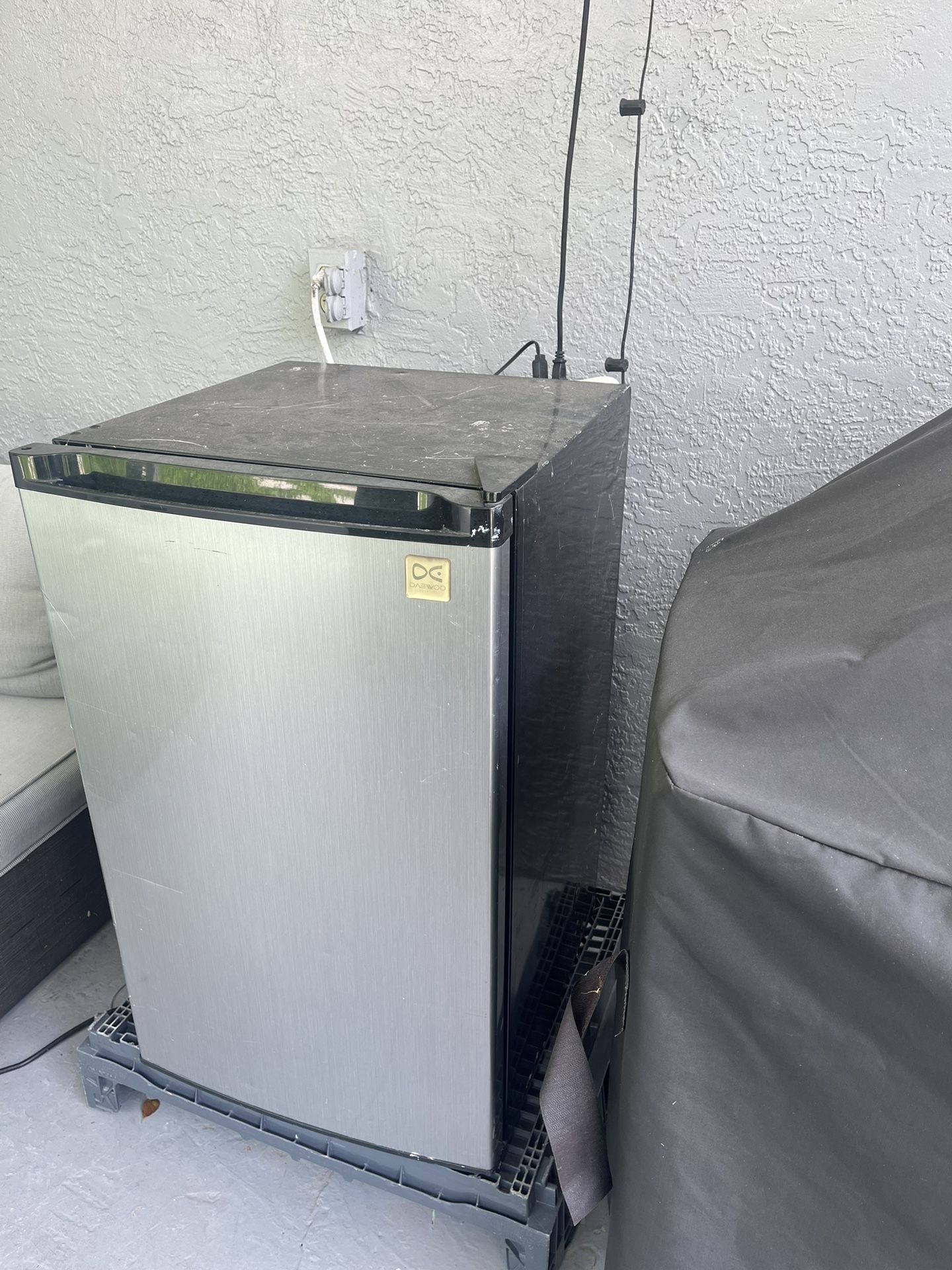 Mini Fridge