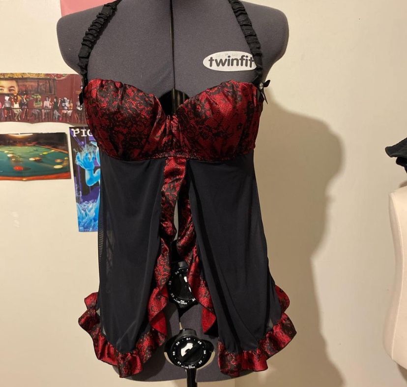 Frederick’s Of Hollywood Lingerie Top Size Small