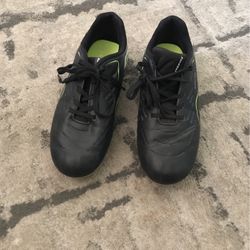 Kids Soccer Cleats Size 1