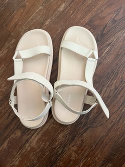 Project cloud size 10 sandal