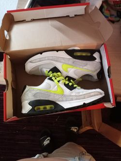 Airmaxes Size 9.5