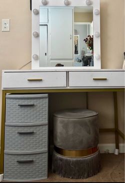 Vanity and stool