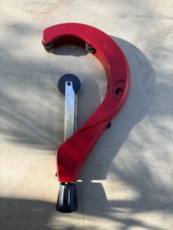 Large Zenten Plastic and Multilayer Pipe Cutter 100-170mm (4" - 6 5/8")