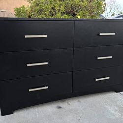 Black Modern 6 Drawer Dresser Chest of Drawers Furniture Great Condition