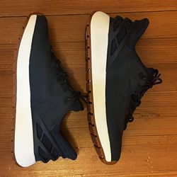 New! Kiziks Slip-on Shoes 10.5M / 12.5W