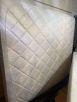 King size mattress and two twin bed boxes