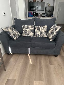 Couch and live seat