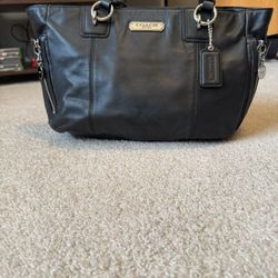 Vintage Coach Handbag 