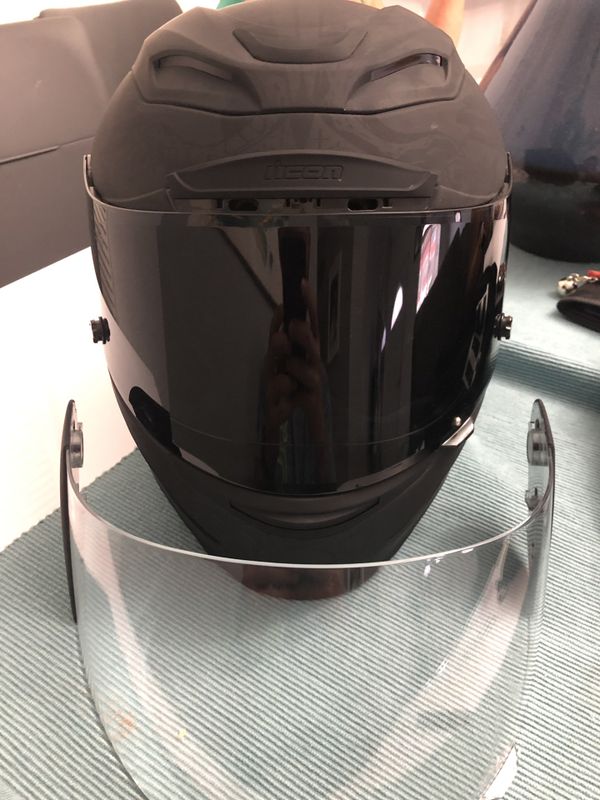 Motorcycle helmet M for Sale in Hialeah, FL - OfferUp