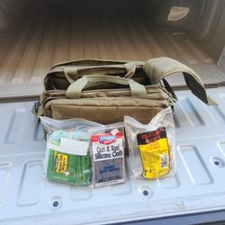 Hand Gn Carrying Travel Bag With Cleaning Supplies