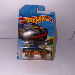 How wheels Dino racer #40/25 Brand new in package