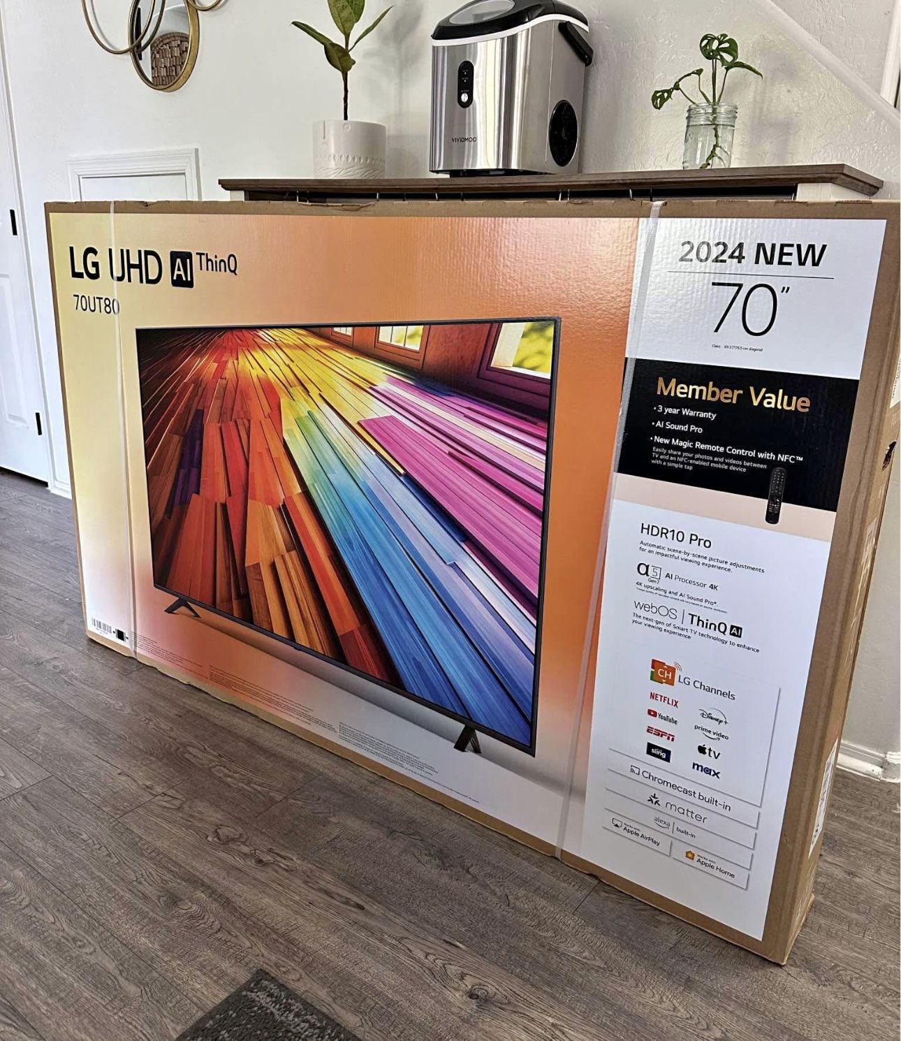 70” Lg UHD 4K Smart TV LCD Led UT80