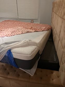 KING SIZE BED FRAME AND MATTRESSES