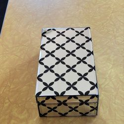 Mirrored Dresser/Jewelry Box 