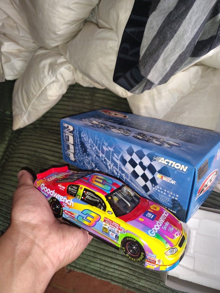 VINTAGE NASCAR DIECAST