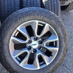 2021 OEM ORIGINAL TAKEOFFS CHEVY SILVERADO RST 20 INCH TIRES BRIDGESTONE ALL-TERRAIN 85 % $ 1100 FIRM. 