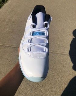 Air Jordan 11 Retro Low