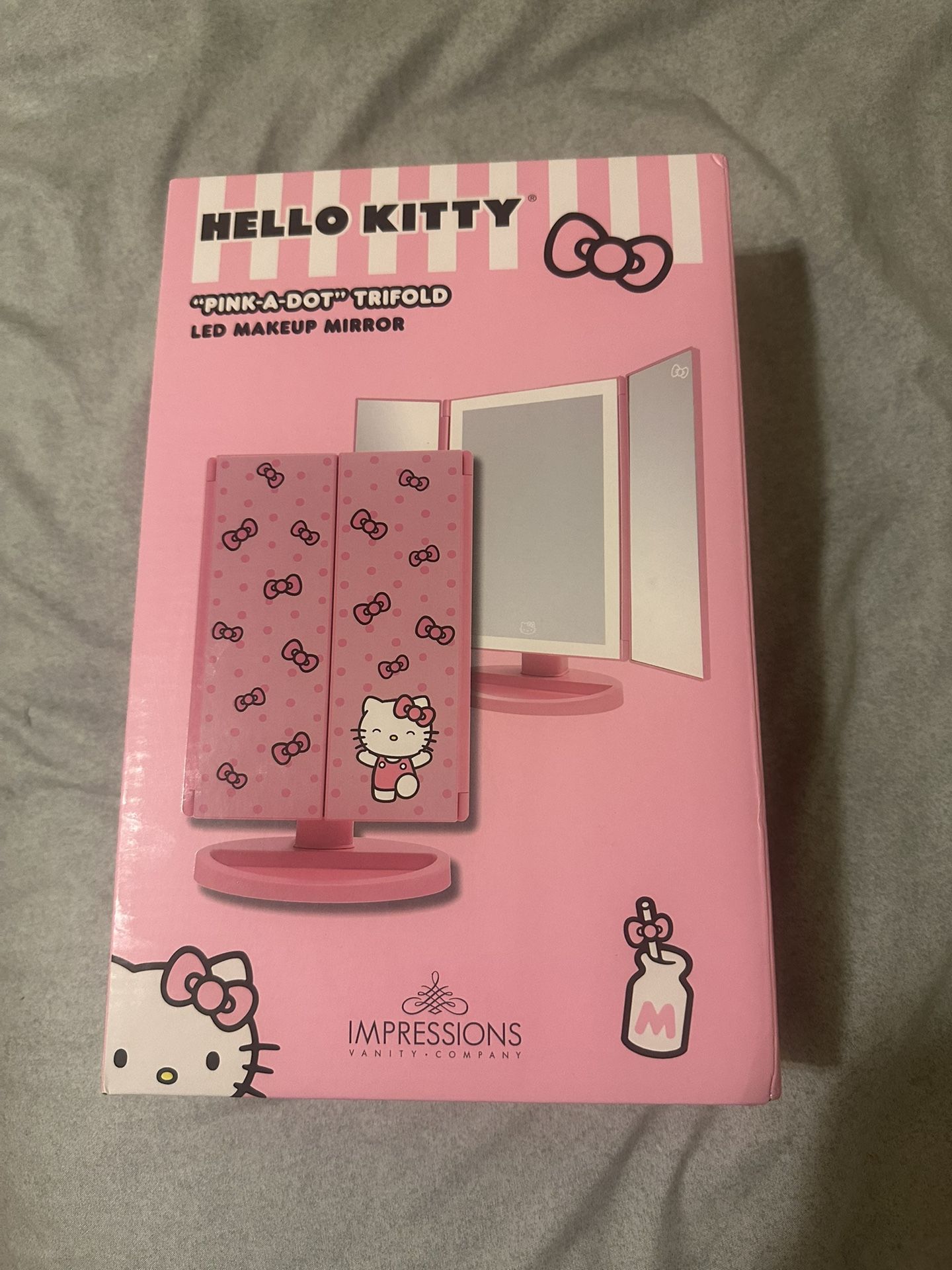 Impressions Vanity Hello Kitty "Pink-A-Dot" Trifold LED Makeup Mirror