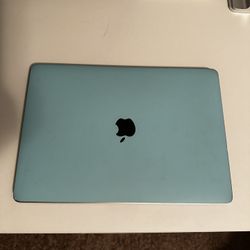 MacBook Pro 13-inch, Four Thunderbolt 3 Ports
