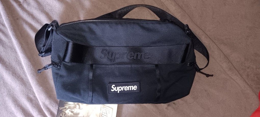 Supreme Utility Bag