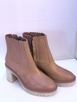 Oasis Society Women’s Tan Brown Ankle Boots Size 9 Side Zip Block Heel Lug Sole