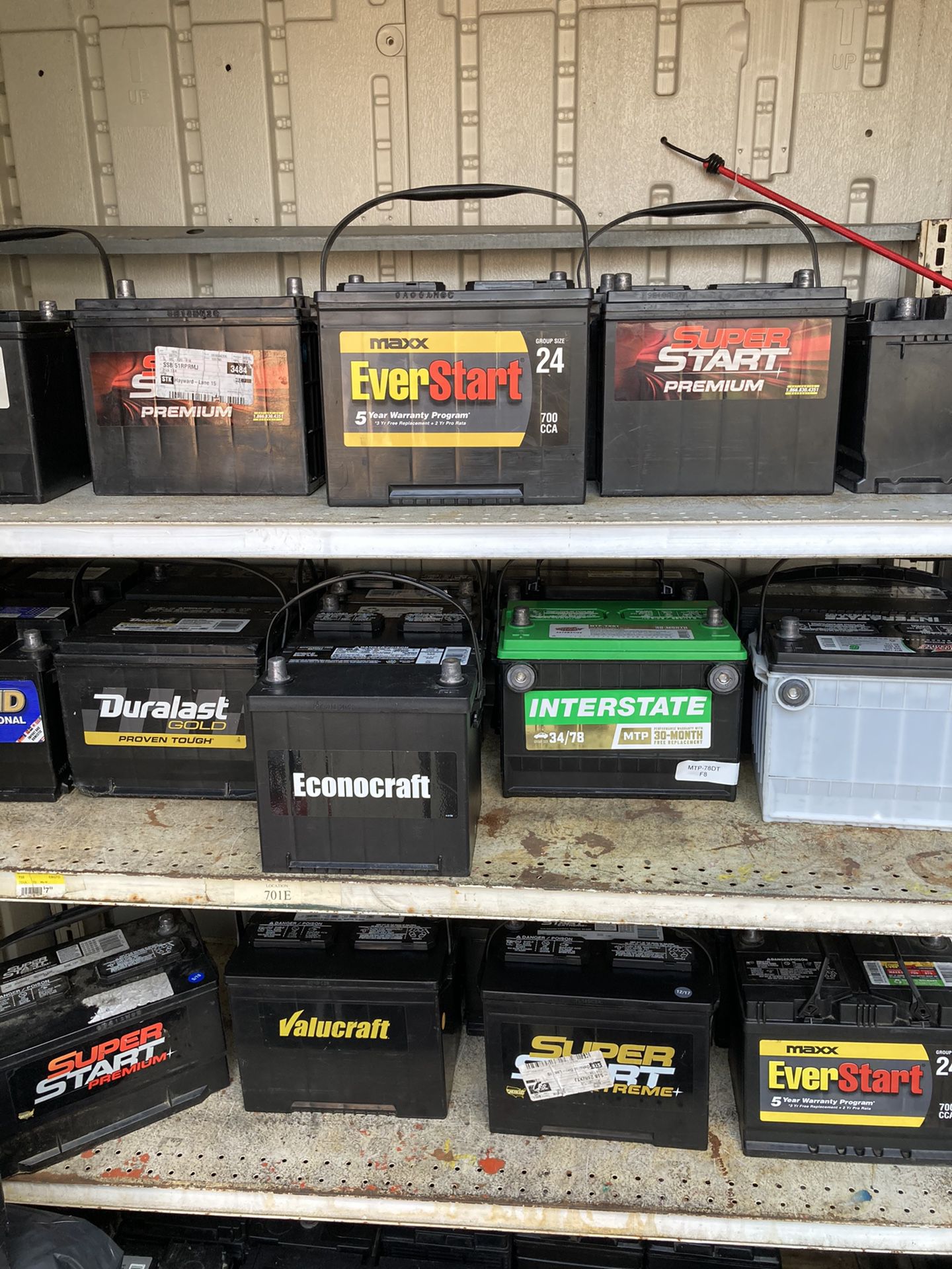 motivo sorpresa Extinto Se venden Baterias usadas for Sale in Oakland, CA - OfferUp