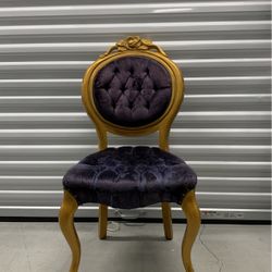 Vintage French Provincial Purple Velvet Tufted Accent Chair by Kimball