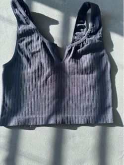 Black Ribbed Knit V-Neck Crop Tank