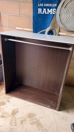 CLOSET AND DESK