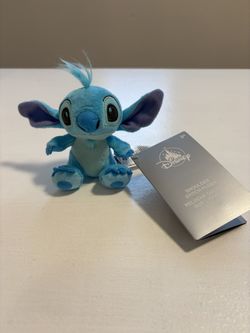 Shoulder Sitting Stitch Plush