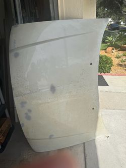 2003, 2004, 2005 Lincoln Aviator hood