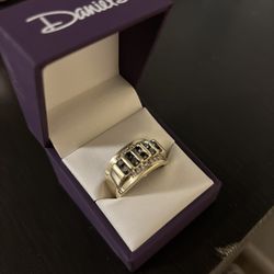 Size 11 Men’s Diamond And Gold Wedding Ring