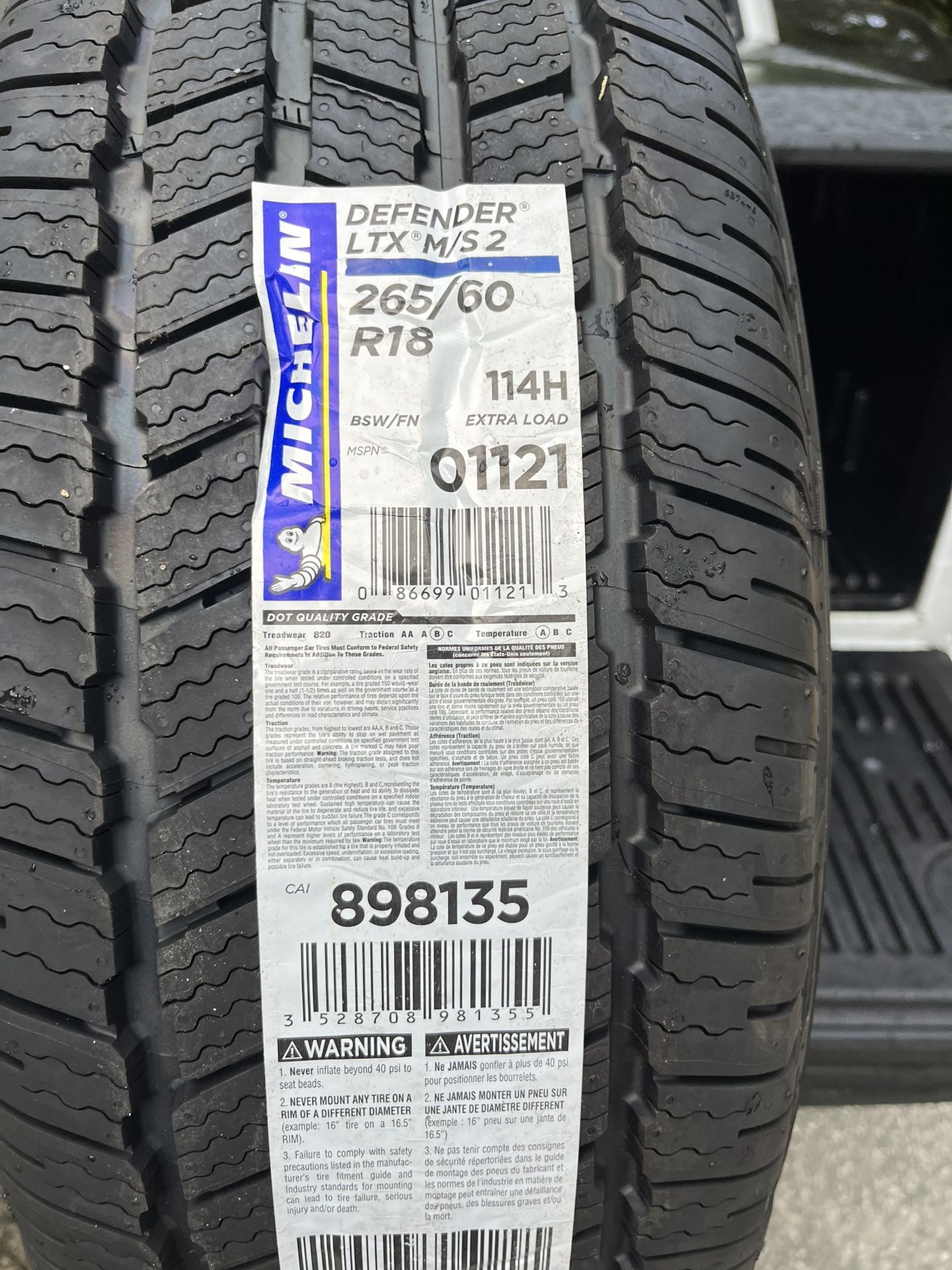 Michelin Tire (1) 265/60 R18