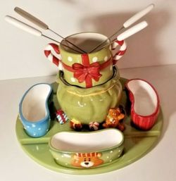 Cute Christmas-Themed Ceramic Dessert Center