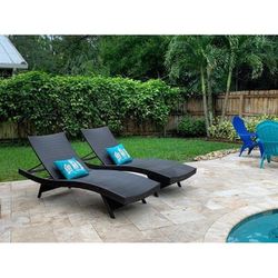 Outdoor patio wicker chaise lounge chairs , pool furniture loungers 