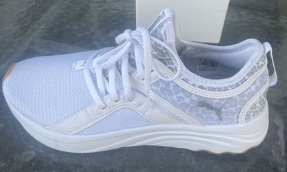 White Men’s Pumas 