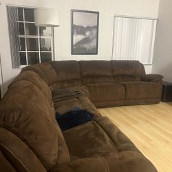 Couch, Full Set, Electric Recliners
