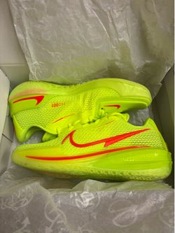 Nike GT cut 1 EYBL SZ 9.5 & 10
