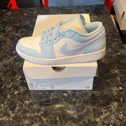 Jordan 1 Low Ice Blue (w)