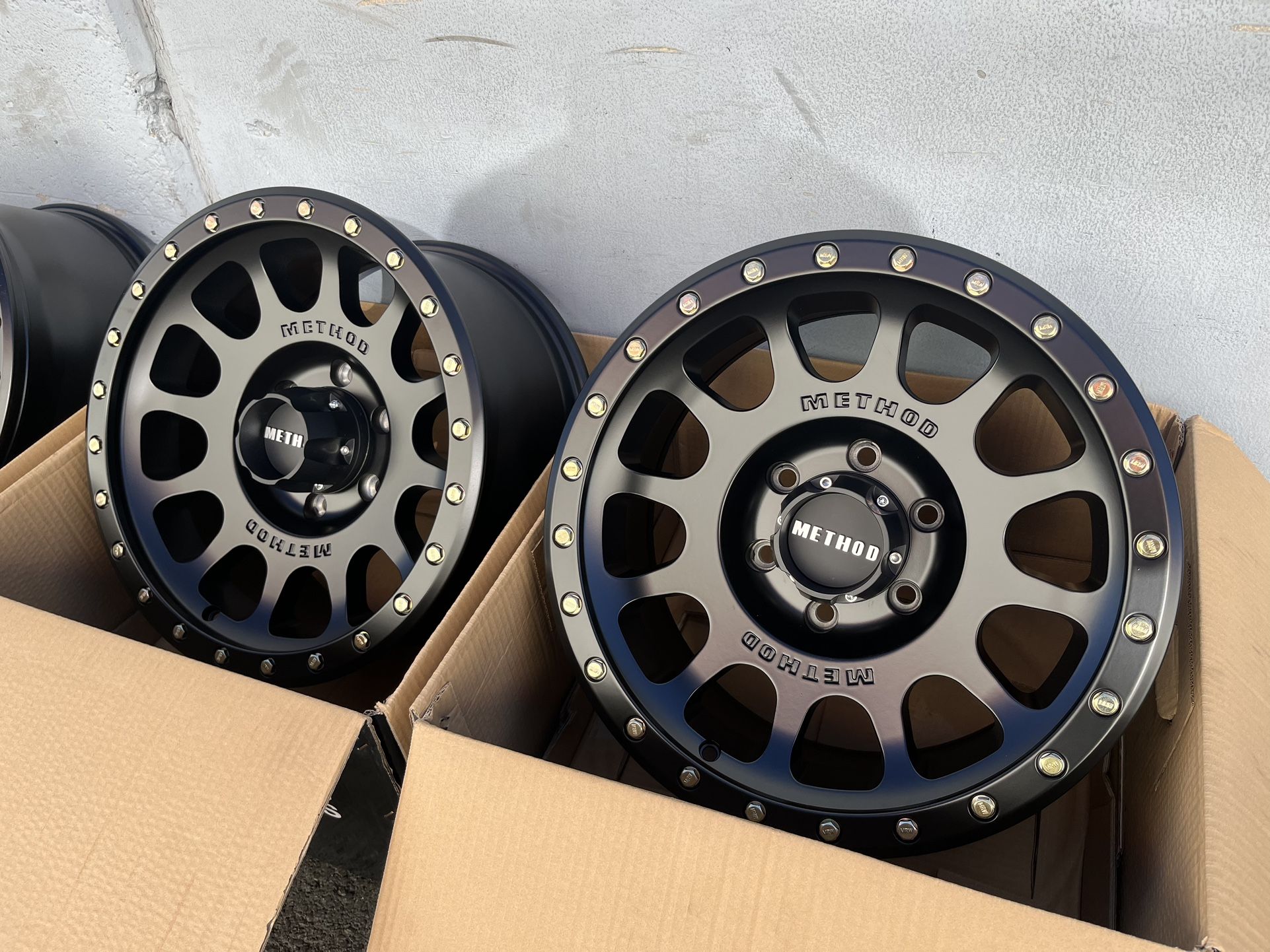 17” INCH METHOD MR305 NV MATTE BLACK WHEELS/RIMS for Sale in Orange, CA ...