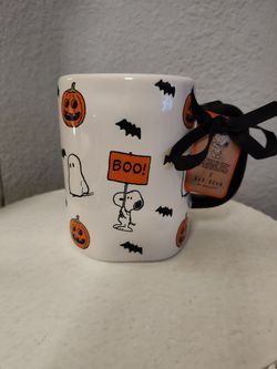 Rae Dunn Peanuts Snoopy Halloween Mug