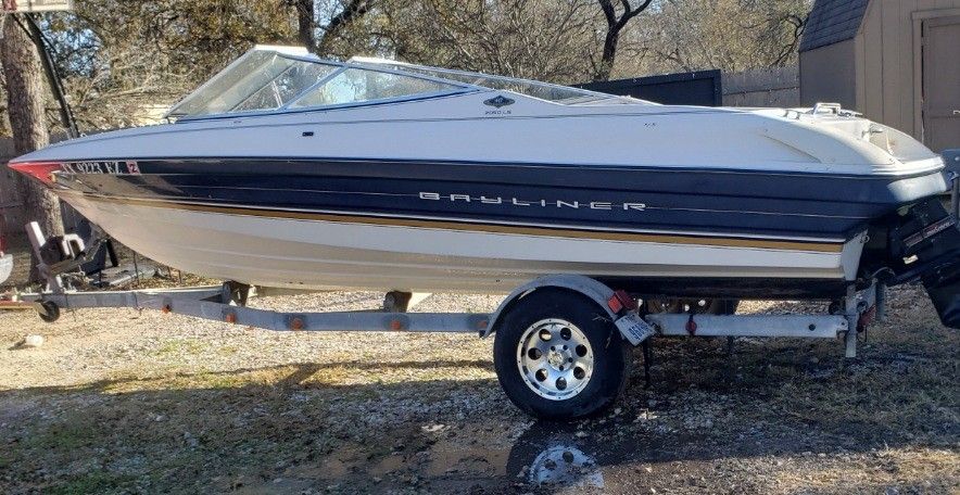 1996 Bayliner Boat