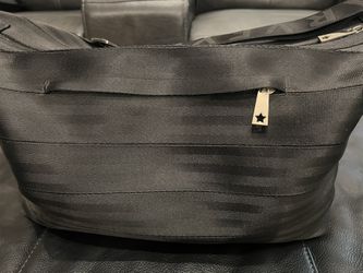 Harvey’s Seatbelt Diaper Bag