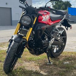 XMT 250cc