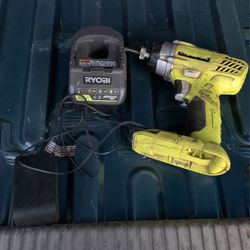 Drill Ryobi