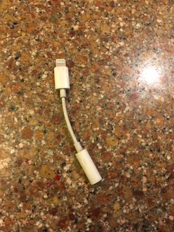 iPhone headphone adapter