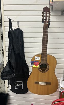 Yamaha Acoustic Guitar 