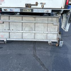 2020 INTL , MV607, BOX , 26 Feet, 13’-6” High, White 