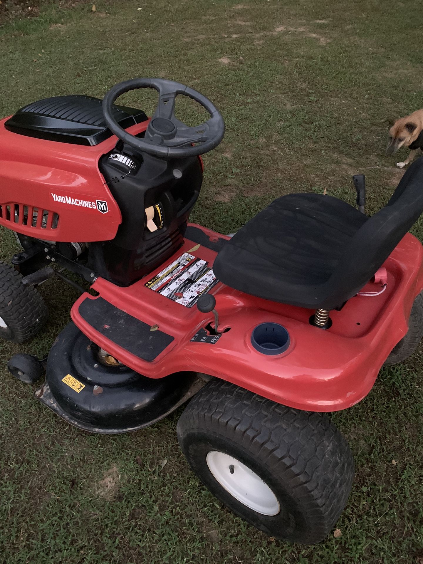 riding lawn mower